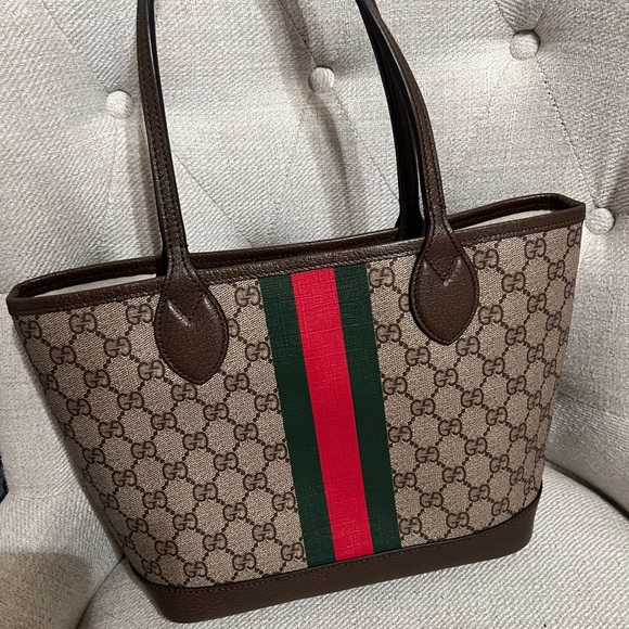 Authentic Gucci tote - Picture 7 of 10